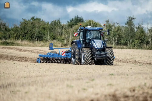 NEW HOLLAND T7 LWB OOK LE...